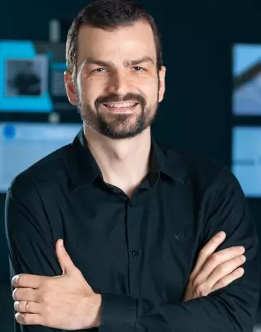 Igor Vazzoler é fundador e CEO da Progic